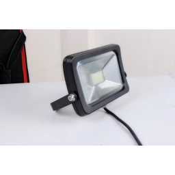 Foco LED de 30W - Luz Fr�a